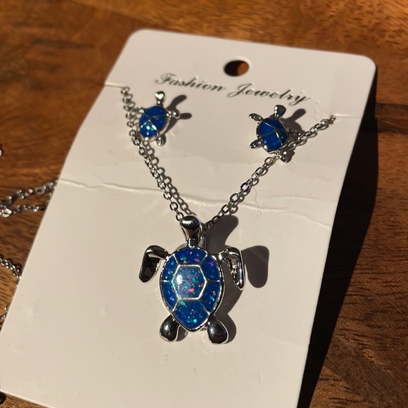 Opal & Ocean Vibe Sea Turtle Jewelry Set - Picture 2 of 5